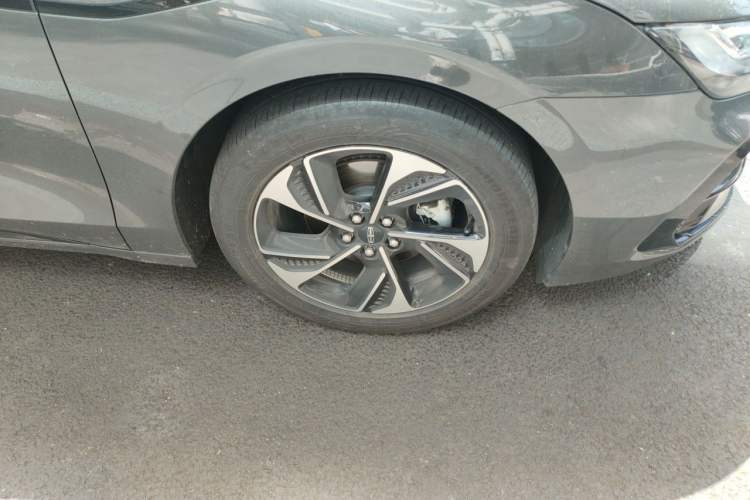 Used Lincoln Z 2022 iKoo Luxury Edition Right Front Wheel Hub