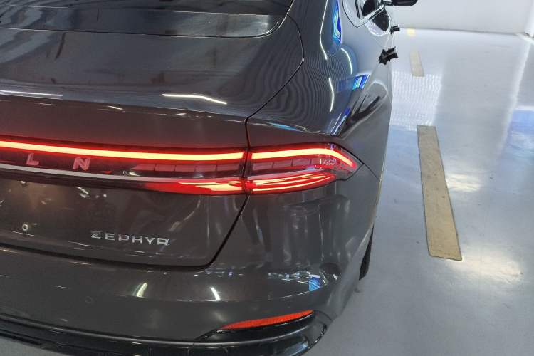 Used Lincoln Z 2022 iKoo Luxury Edition Right Rear Taillight