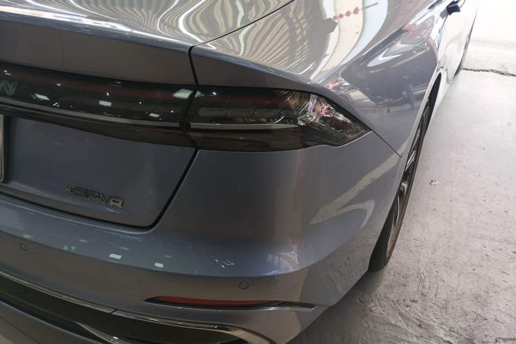 Used Lincoln Z 2022 iXiang Luxury Edition Right Rear Taillight