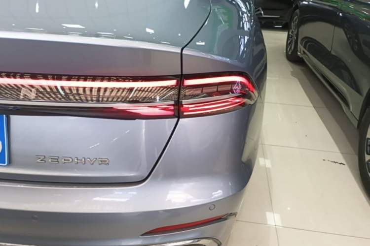 Used Lincoln Z 2022 iXiang Luxury Edition Right Rear Taillight