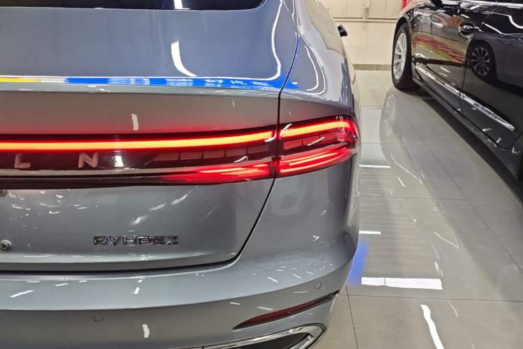 Used Lincoln Z 2022 iXiang Luxury Edition Right Rear Taillight