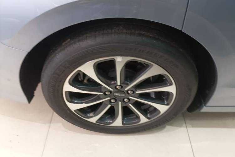 Used Lincoln Z 2022 iXiang Luxury Edition Right Rear Wheel Hub