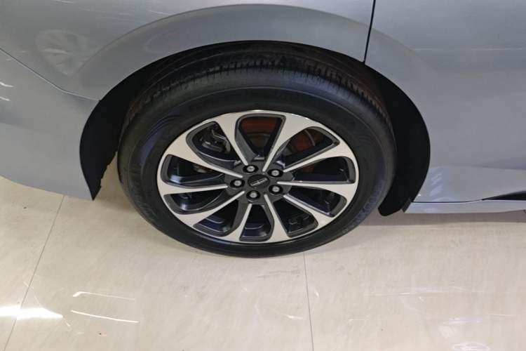 Used Lincoln Z 2022 iXiang Luxury Edition Right Rear Wheel Hub