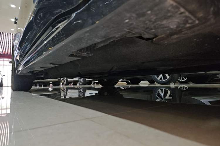 Used Lincoln Z 2022 iKoo Luxury Edition Right Side Sill