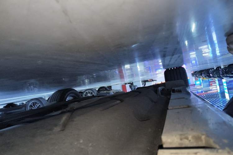 Used Lincoln Z 2022 iKoo Luxury Edition Right Side Sill
