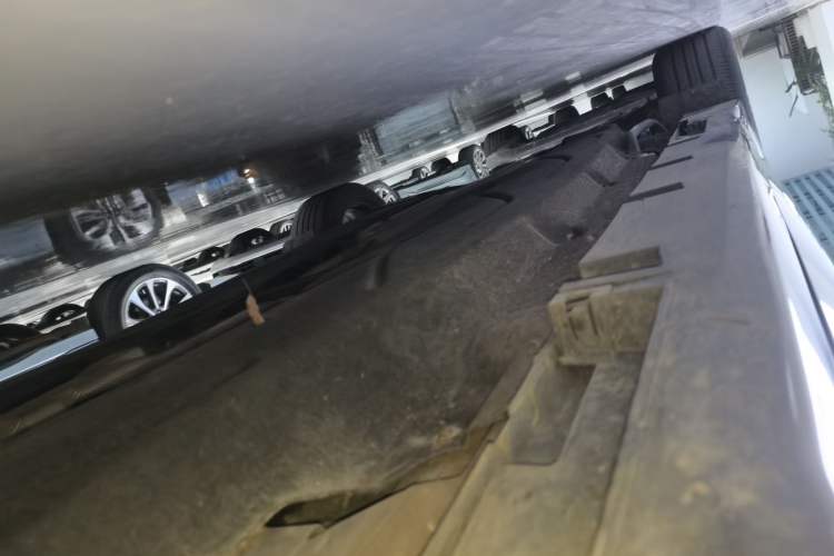 Used Lincoln Z 2022 iKoo Deluxe Edition Right Side Sill