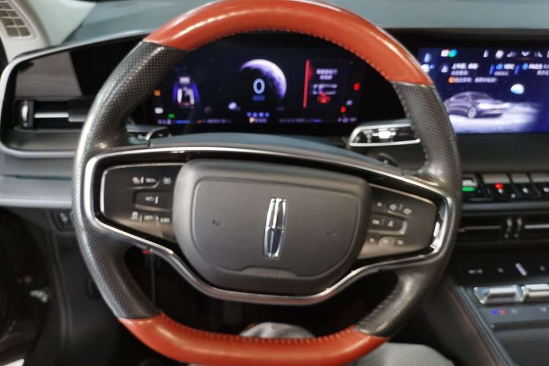 Used Lincoln Z 2022 iXiang Deluxe Edition Steering Wheel