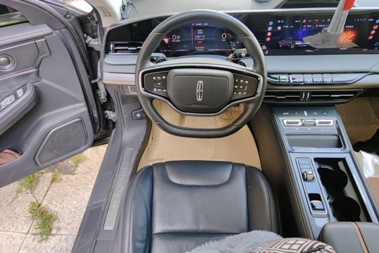 Used Lincoln Z 2022 iEnjoy Luxury Edition Steering Wheel