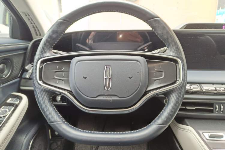 Used Lincoln Z 2022 iKoo Luxury Edition Steering Wheel