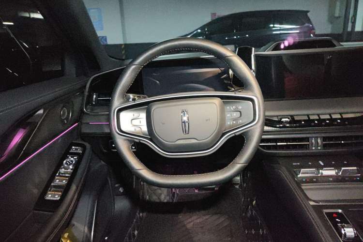 Used Lincoln Z 2022 iCool Luxury Edition Steering Wheel