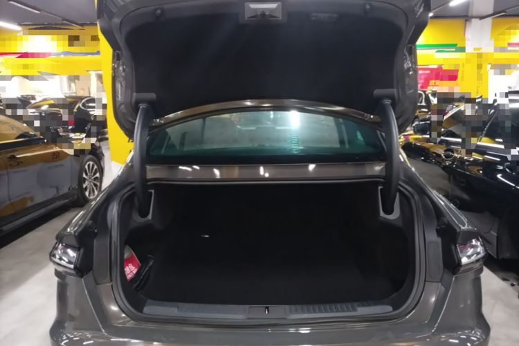Used Lincoln Z 2022 iKoo Luxury Edition Trunk