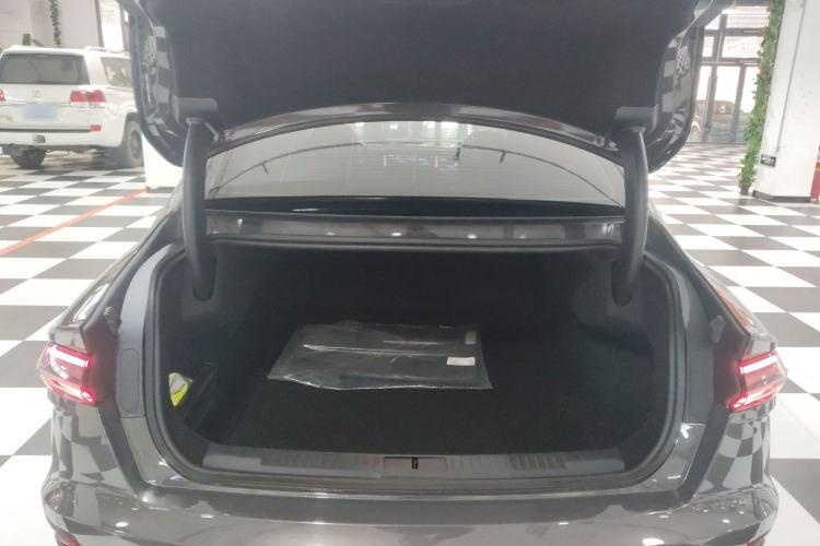 Used Lincoln Z 2022 iKoo Deluxe Edition Trunk