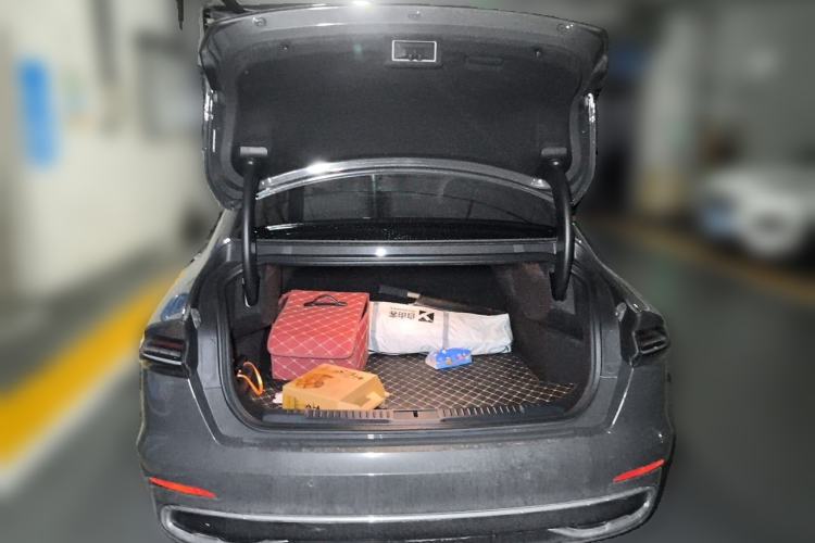 Used Lincoln Z 2022 iXiang Zunyi Edition Trunk