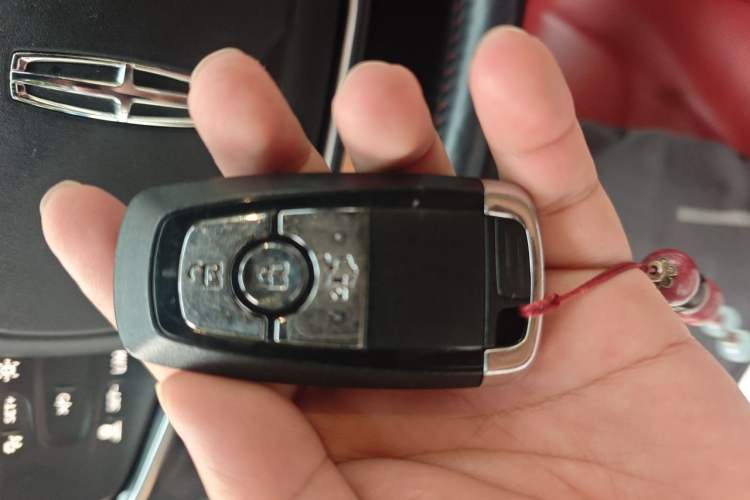 Used Lincoln Z 2022 iCool Prestige Edition Vehicle Key
