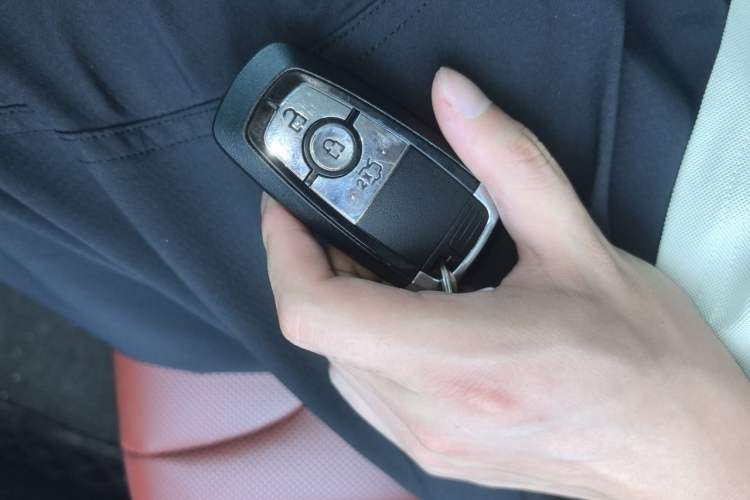 Used Lincoln Z 2022 iXiang Luxury Edition Vehicle Key