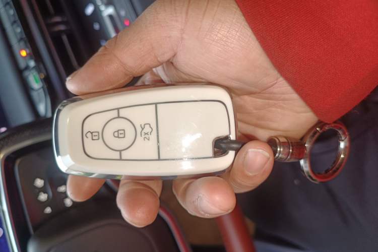 Used Lincoln Z 2022 iEnjoy Luxury Edition Vehicle Key