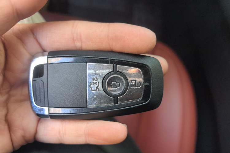 Used Lincoln Z 2022 iXiang Luxury Edition Vehicle Key