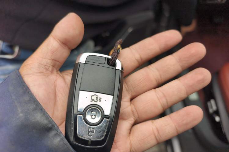 Used Lincoln Z 2022 iXiang Luxury Edition Vehicle Key