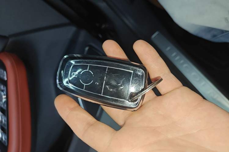 Used Lincoln Z 2022 iXiang Luxury Edition Vehicle Key