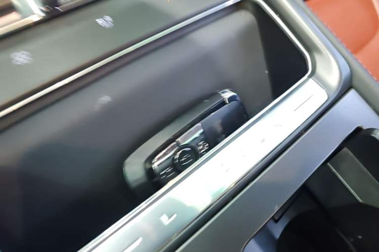 Used Lincoln Z 2022 iXiang Luxury Edition Vehicle Key