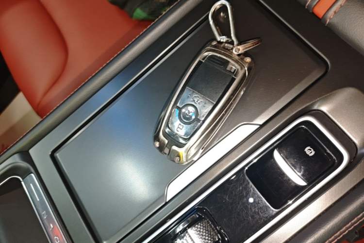 Used Lincoln Z 2022 iXiang Luxury Edition Vehicle Key