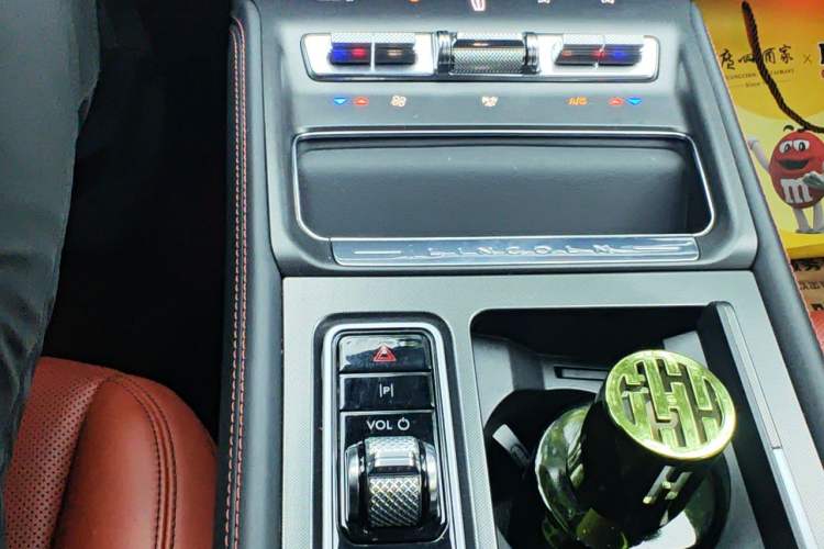 Used Lincoln Z 2022 iXiang Luxury Edition Gear Lever