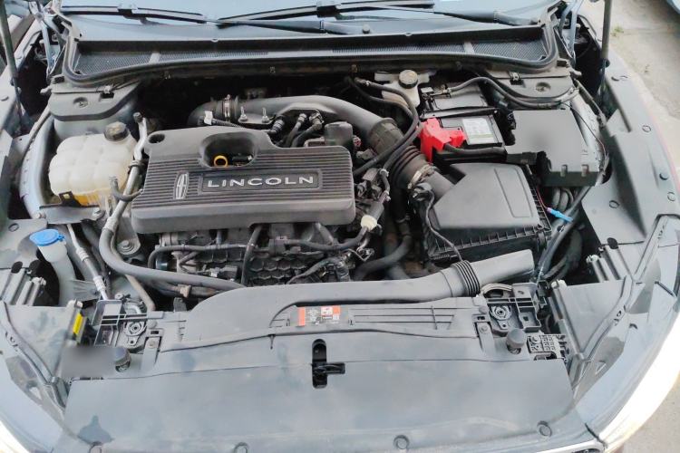 Used Lincoln Z 2022 iXiang Zunyi Edition Engine Bay