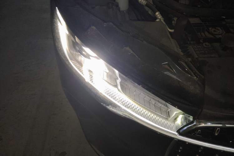 Used Lincoln Z 2022 iXiang Deluxe Edition Exterior 6