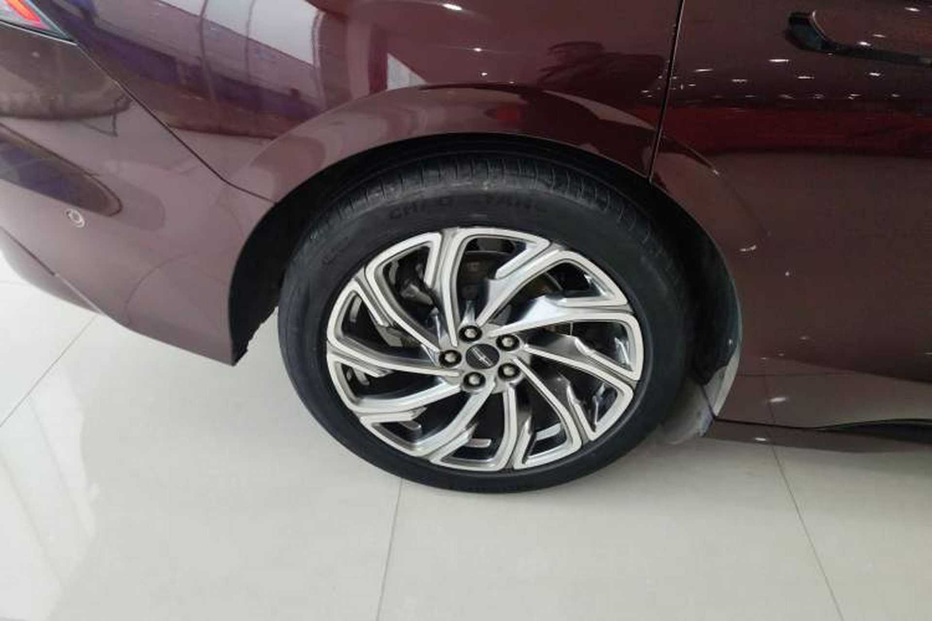 Used Lincoln Z 2022 iEnjoy Luxury Edition Right Rear Wheel Hub