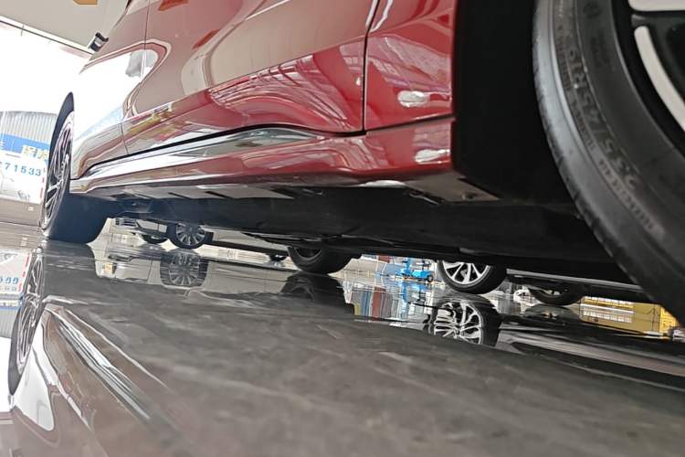 Used Lincoln Z 2022 iKoo Luxury Edition Right Side Sill