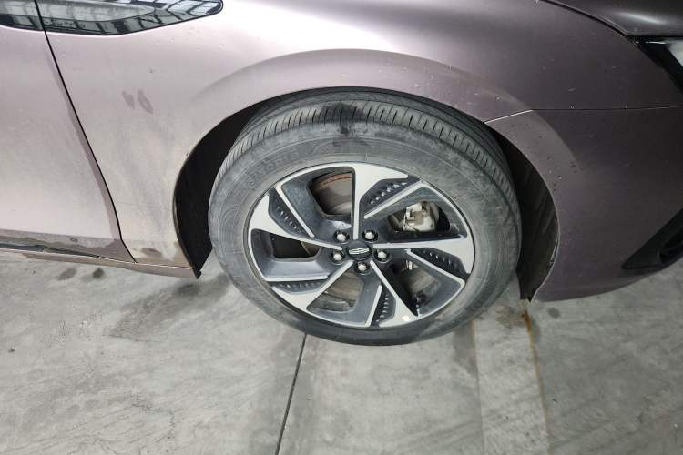 Used Lincoln Z 2022 iKoo Luxury Edition Right Front Wheel Hub