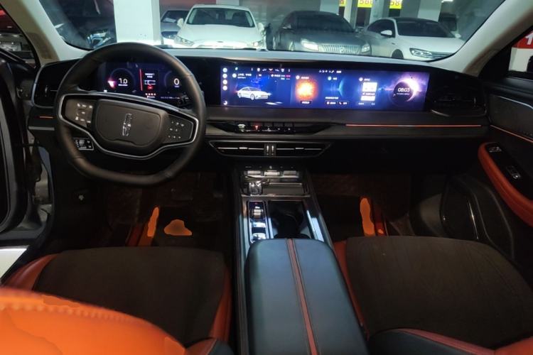 Used Lincoln Z 2022 iXiang Deluxe Edition Center Console