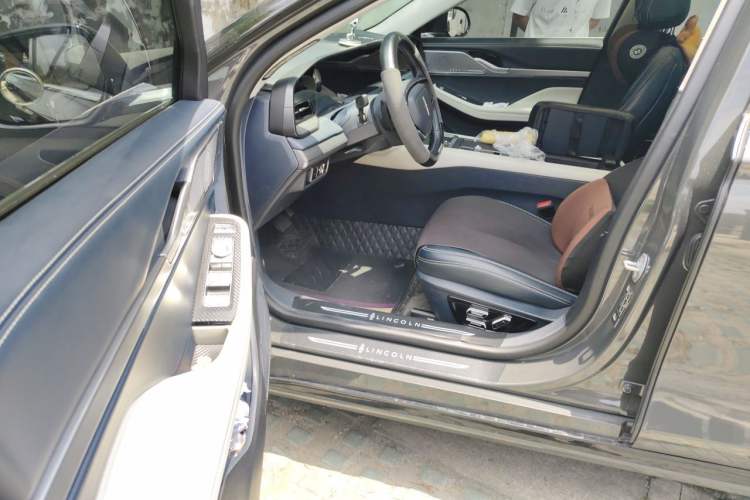 Used Lincoln Z 2022 iKoo Luxury Edition Driver Seat