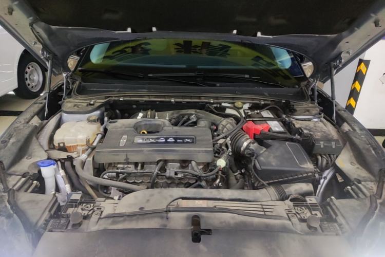 Used Lincoln Z 2022 iXiang Deluxe Edition Engine Bay