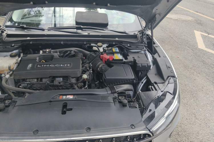 Used Lincoln Z 2022 iXiang Luxury Edition Engine Bay Left