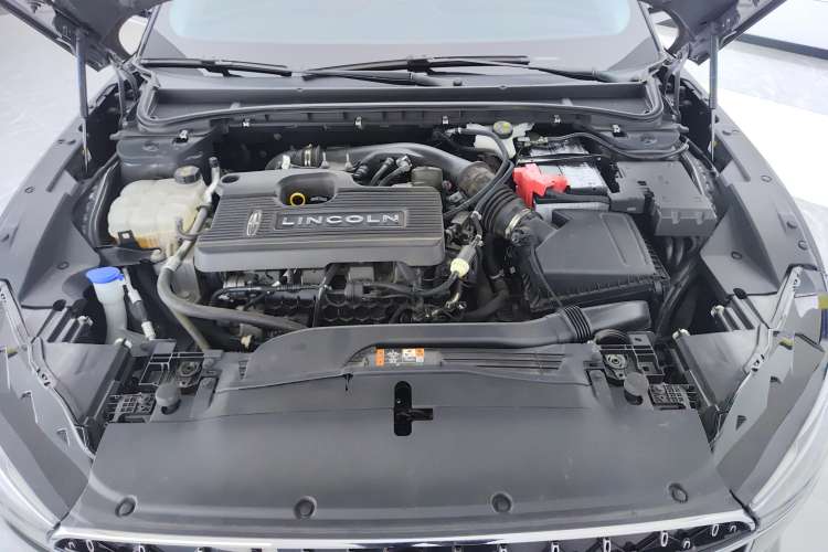 Used Lincoln Z 2022 Facelift iEnjoy Luxury Edition Engine Bay