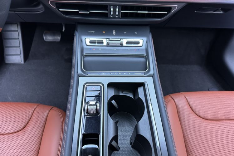 Used Lincoln Z 2022 Facelift iEnjoy Deluxe Edition Gear Lever