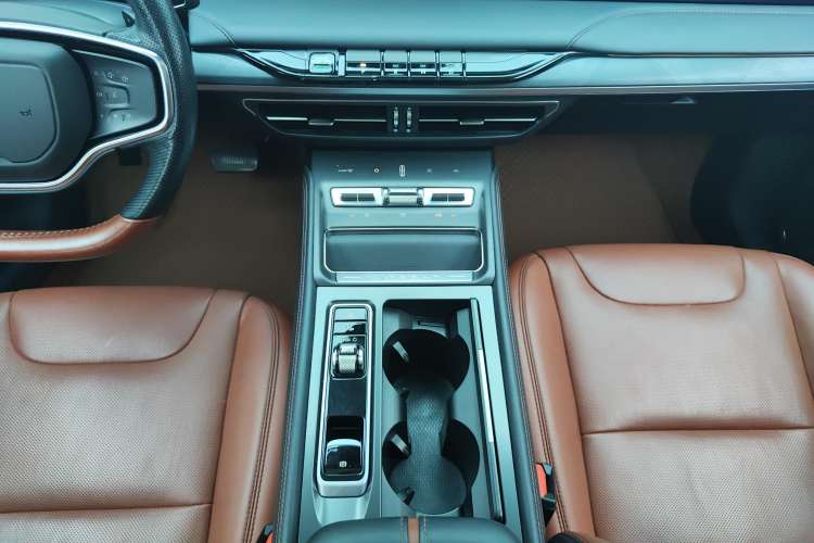 Used Lincoln Z 2022 Facelift iEnjoy Luxury Edition Gear Lever