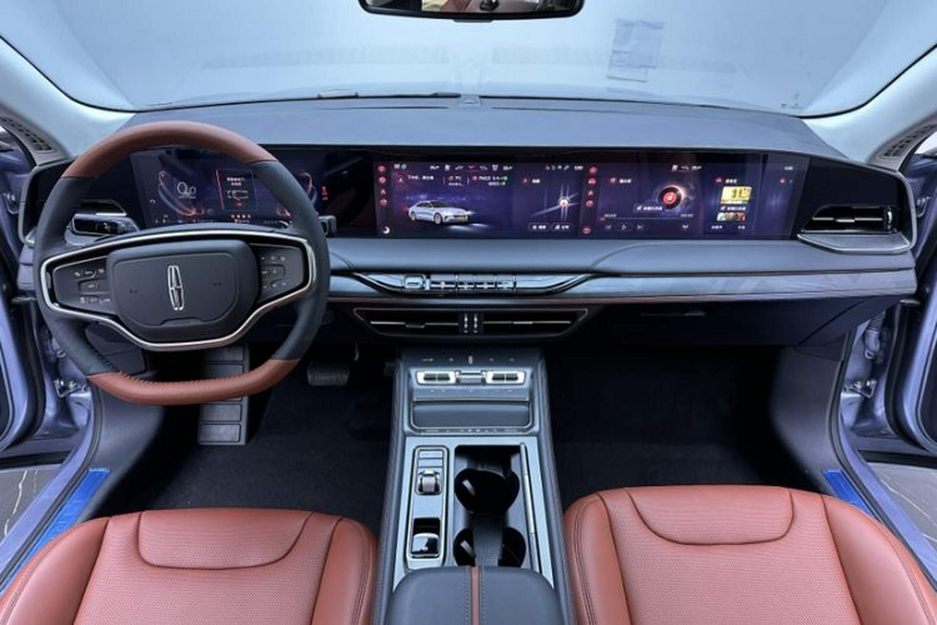 Used Lincoln Z 2022 Facelift iEnjoy Deluxe Edition Interior 1