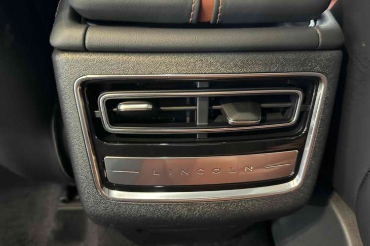 Used Lincoln Z 2022 iXiang Luxury Edition Interior 5