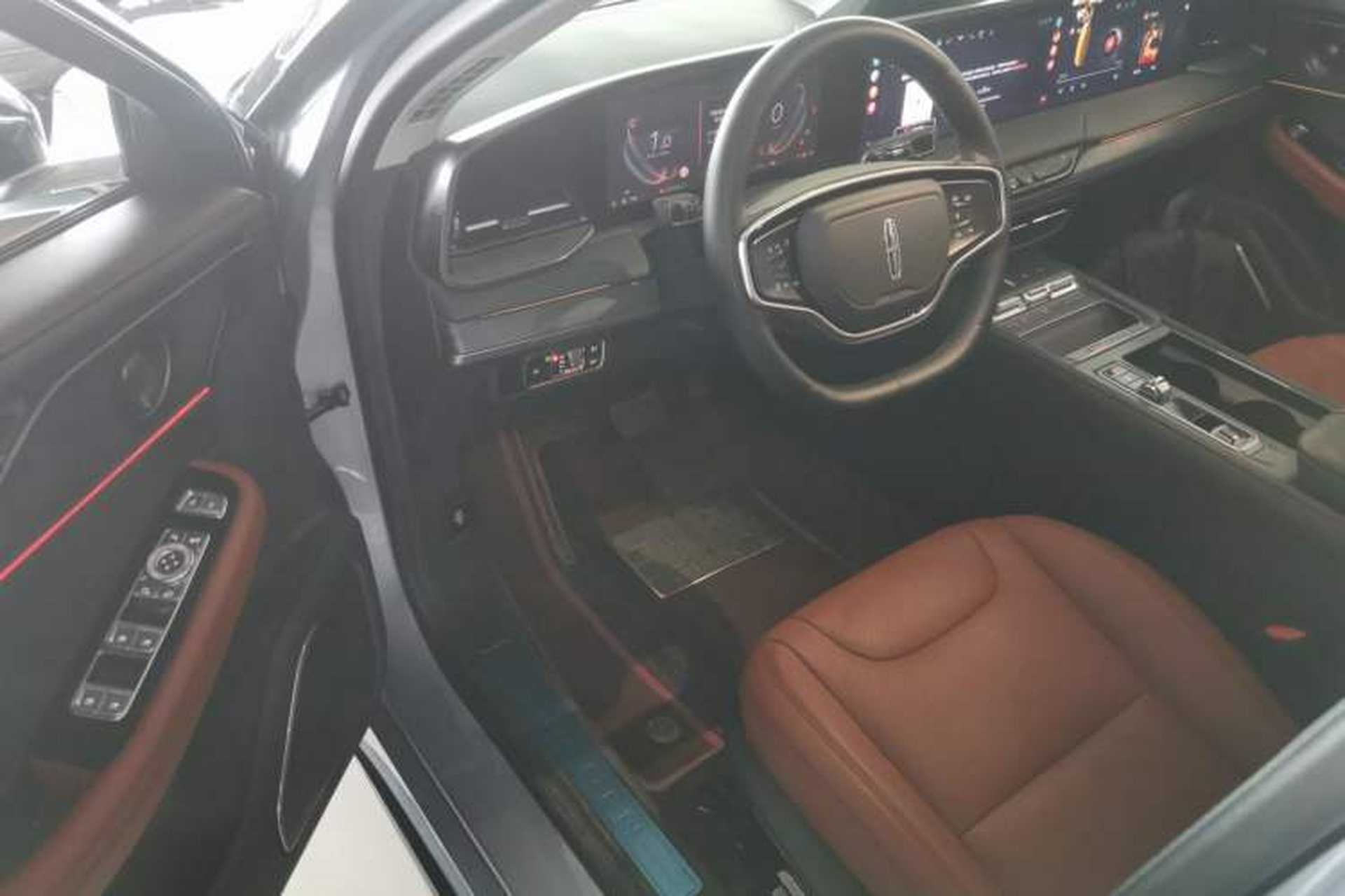Used Lincoln Z 2022 Facelift iEnjoy Luxury Edition Left Front Seat