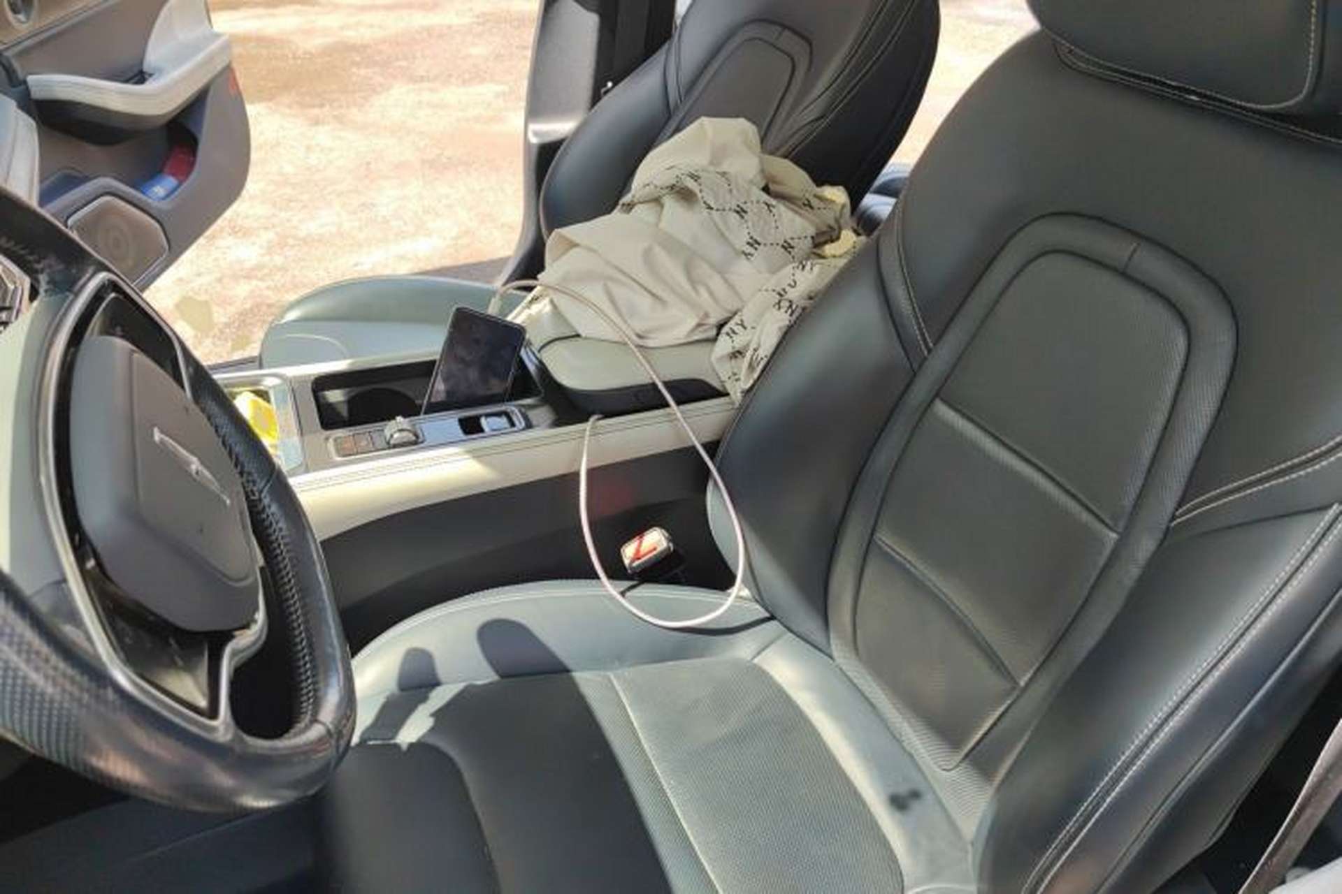 Used Lincoln Z 2022 iKoo Luxury Edition Left Front Seat