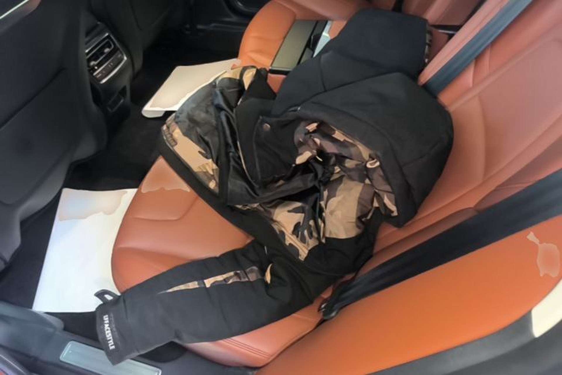 Used Lincoln Z 2022 Facelift iEnjoy Deluxe Edition Left Rear Seat