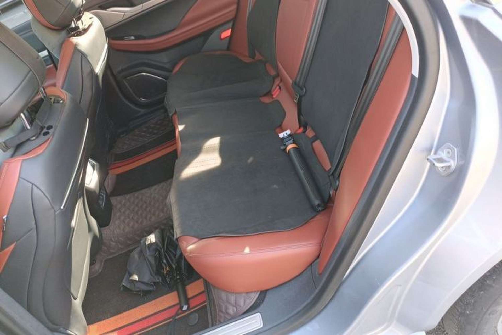 Used Lincoln Z 2022 iXiang Luxury Edition Left Rear Seat
