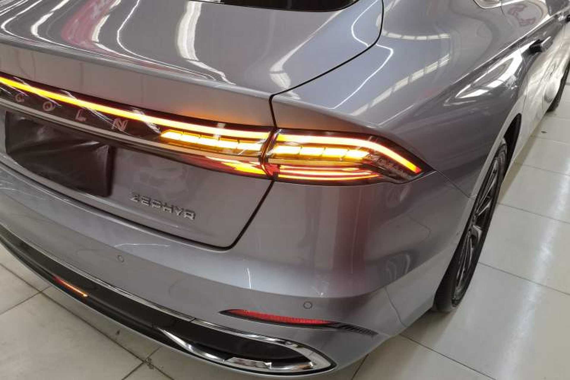 Used Lincoln Z 2022 iXiang Luxury Edition Right Rear Taillight