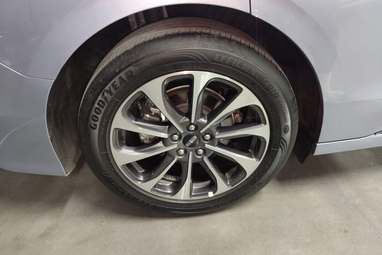 Used Lincoln Z 2022 iXiang Deluxe Edition Right Rear Wheel Hub