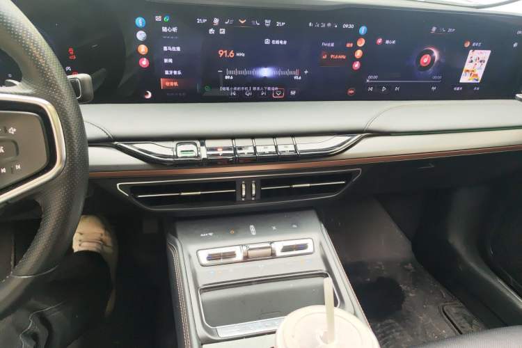 Used Lincoln Z 2022 iEnjoy Luxury Edition Audio And AC Panel