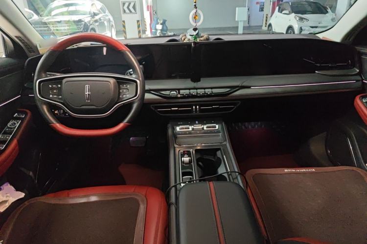 Used Lincoln Z 2022 iXiang Deluxe Edition Center Console