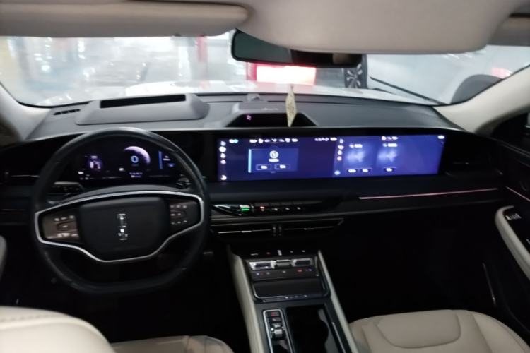 Used Lincoln Z 2022 iEnjoy Luxury Edition Center Console