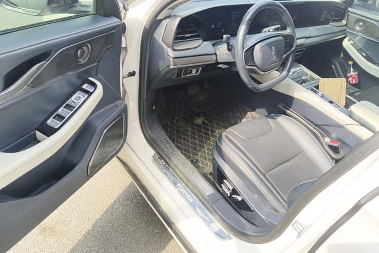 Used Lincoln Z 2022 iKoo Luxury Edition Driver Seat